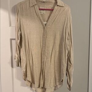 NWT Abercrombie Beige Button-Up Blouse